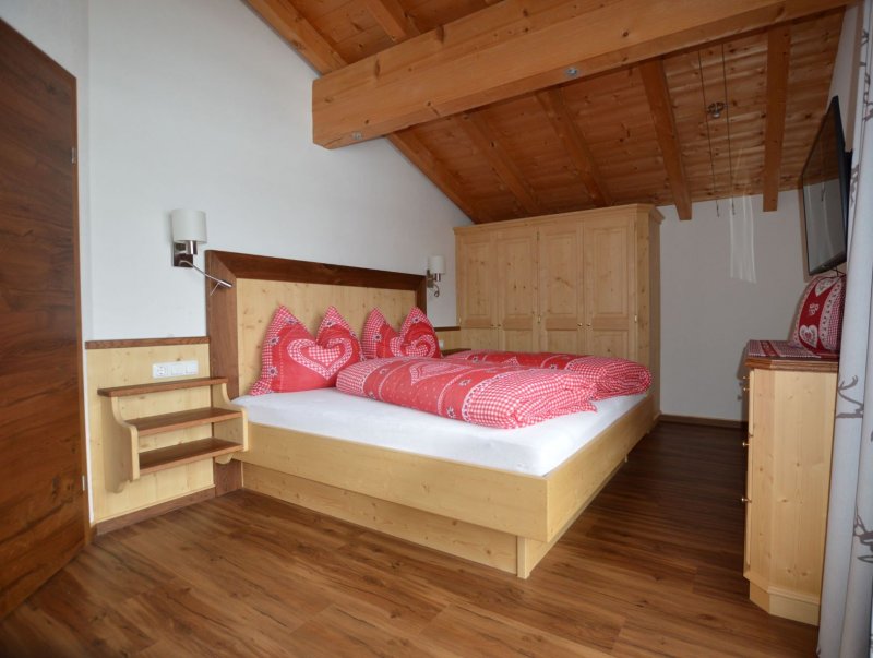 schlafzimmer-lechtal-1-neu