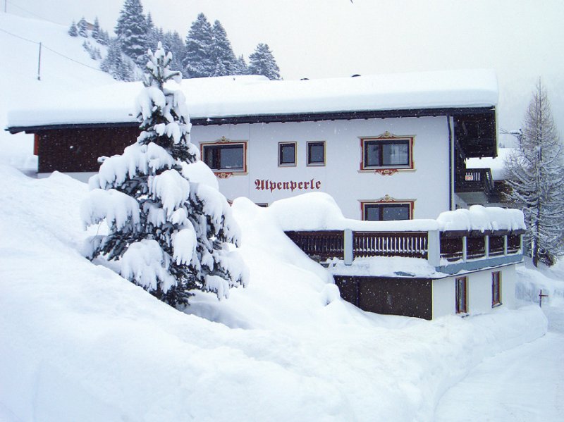 haus-winter-hq