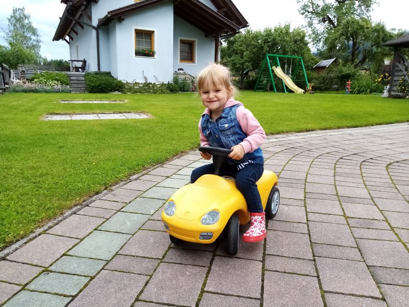 spielplatz-garten-ferienhaus-plozner-rattendorf-kaernten-copyright-ferienwohnung-plozner-14