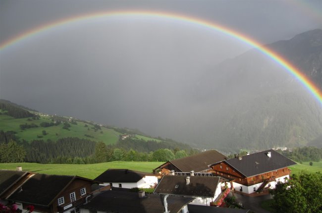 haus-oberascher-regenbogen