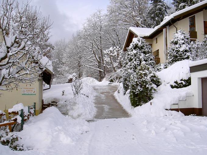 ferienhaus-und-ferienwohnung-im-winter