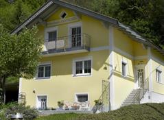 ferienhaus-jantscher-haus-aussen-sommer