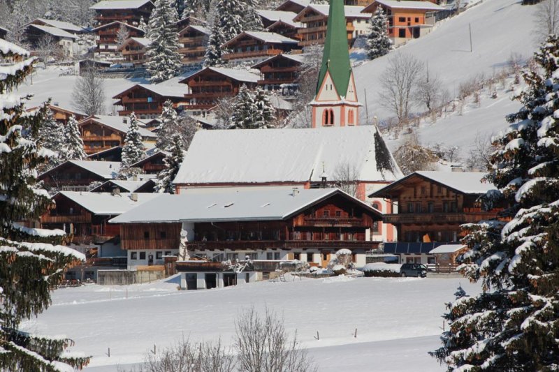 2b-winterurlaub-alpbach