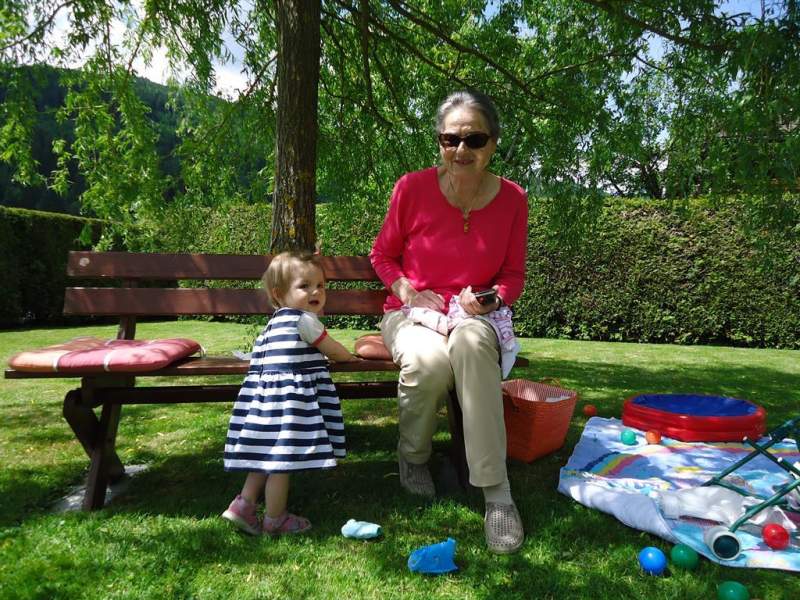 e9375ab5-8c8a-47d5-ac5b-dbea1066f6a8