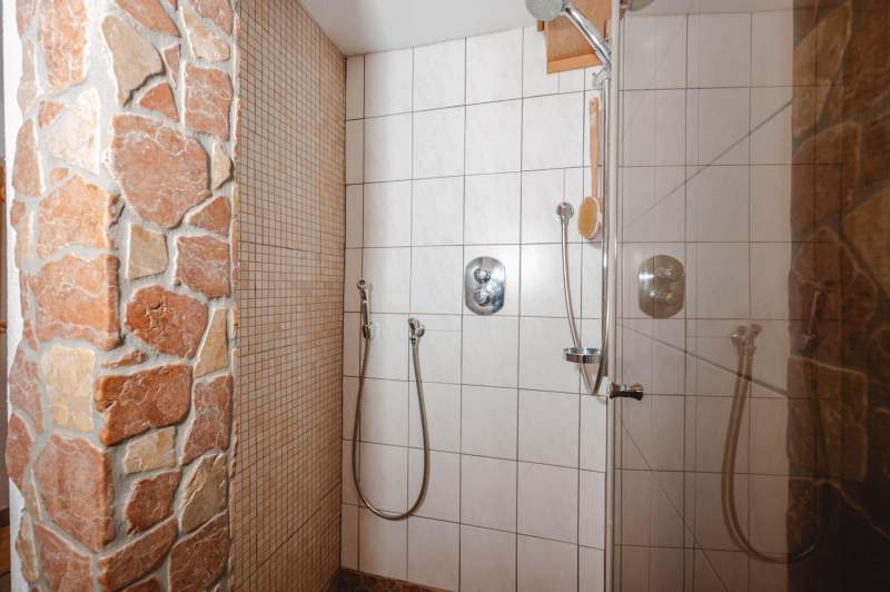 57401f92-2bfe-489a-8f7c-a7625fd31ea9