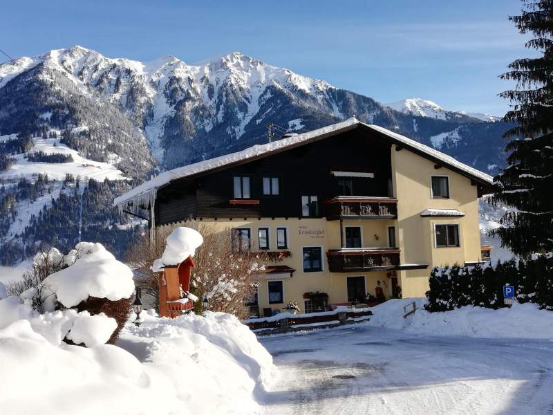 ea0f3503-2dc4-48b1-b86c-3be7100f99ad