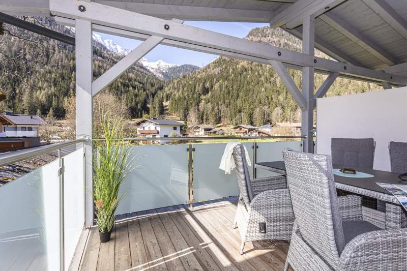 f21b08f7-09b8-4036-86d1-d2cf4ce8c991