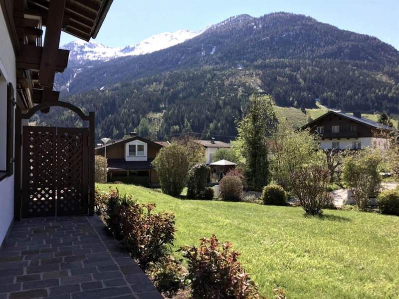 2231ae9d-c2f9-4b7e-8dba-97bcde92f431