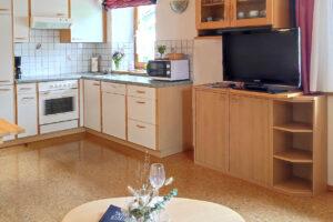 9b594c3e-fb77-424e-af6f-6412935dfe99