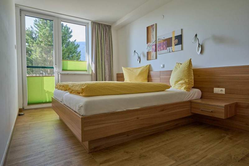 40f7a318-a01c-4d3e-865d-c63d25029be7