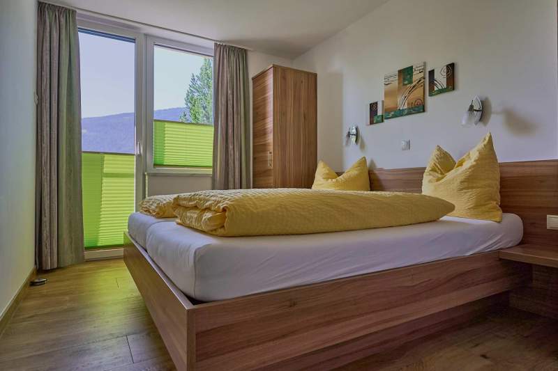 804f0ede-987f-49fb-a48c-6990cbe5503b