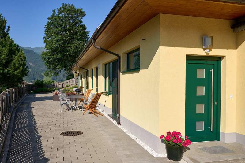 9f6fa220-a5d8-4941-9802-5325388538f9