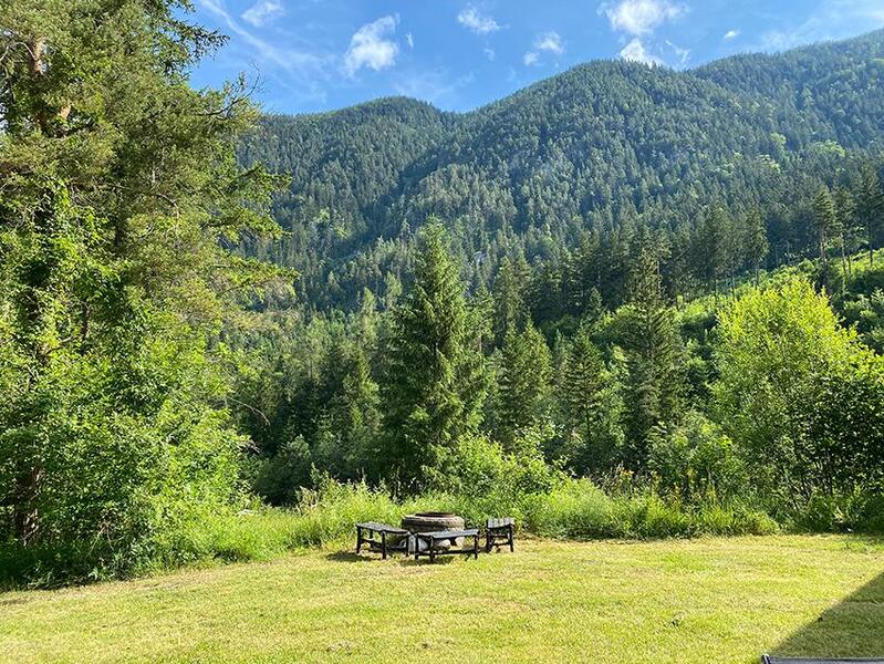 209015882d8a9abb83281cbc66c98193