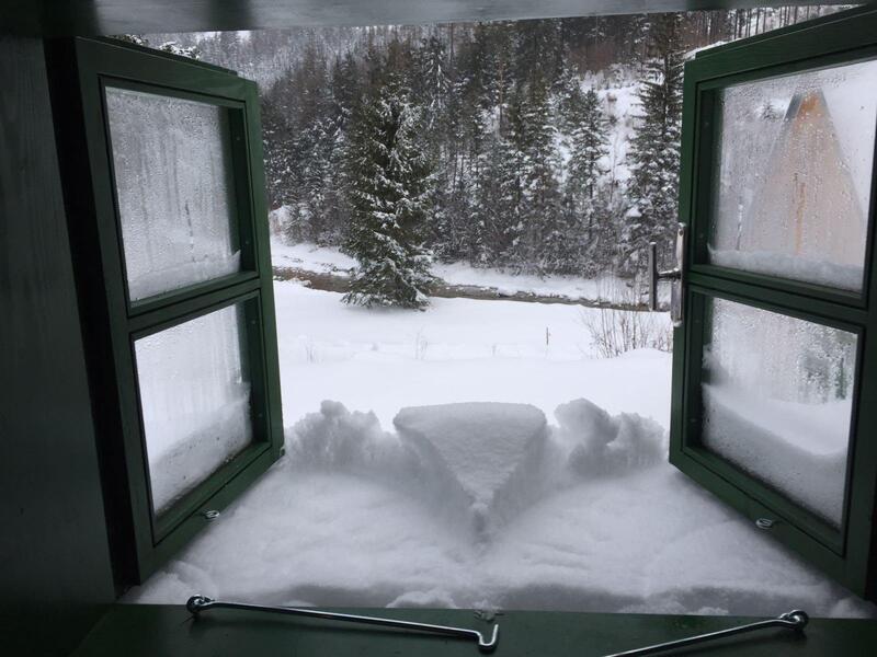 fef66c888e32d22a9e43dfb223ff3611