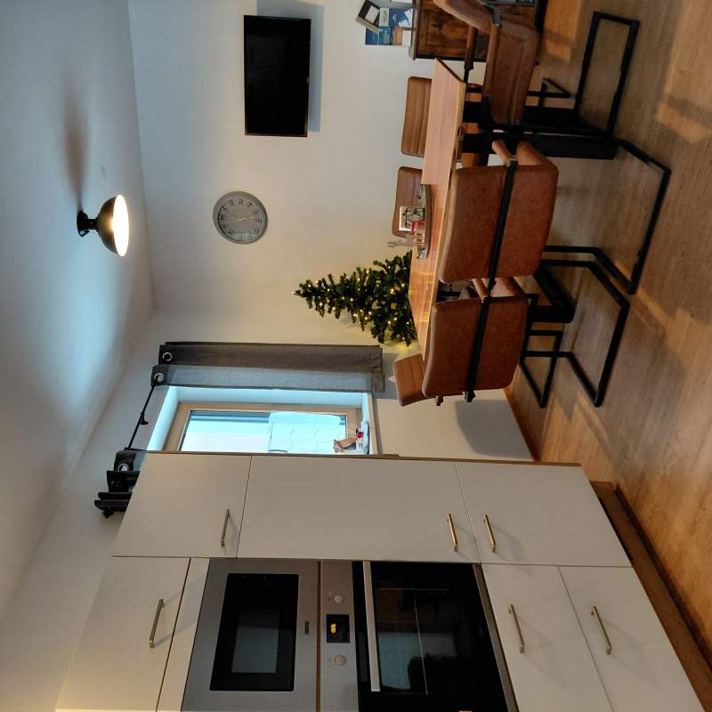 e5862036-308a-4766-a46a-4995b53ae559