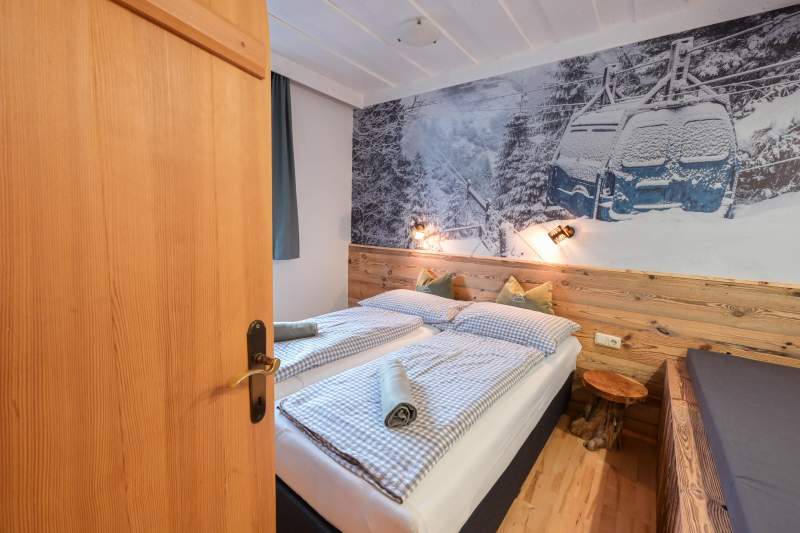 56af42cd-3d18-4a80-9bfb-ae9878365c63