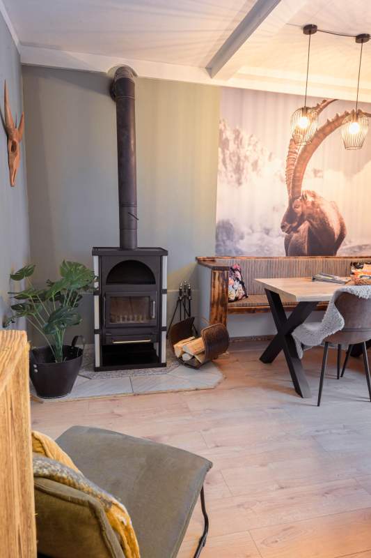 bf2cd74c-19d3-49be-a476-6a421715662d