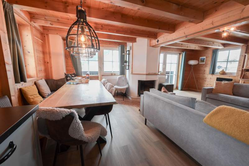 d2a55d6e-9cc9-4823-937b-4f3fb29c5025