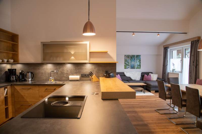 21685d7f-baea-4847-ba22-6555aef18541