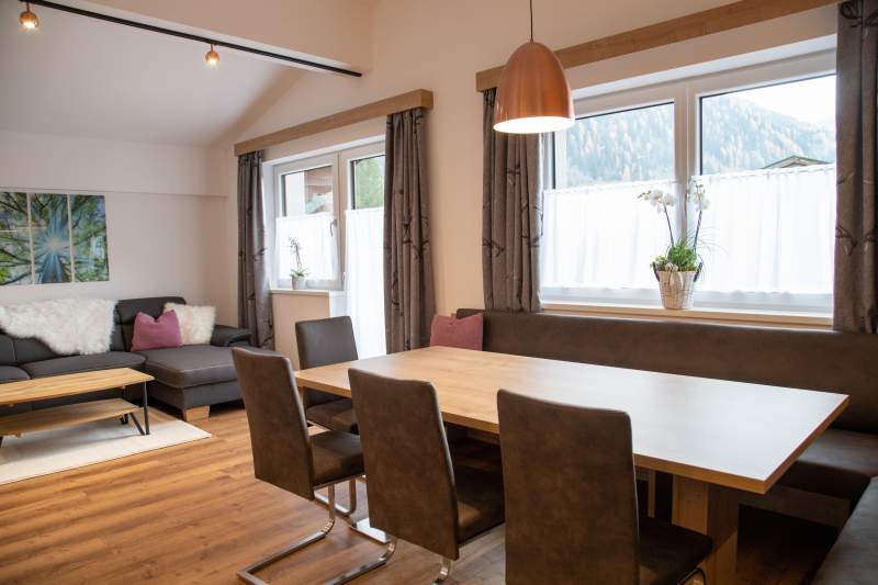 80700357-931b-4cef-b967-195645a2210e