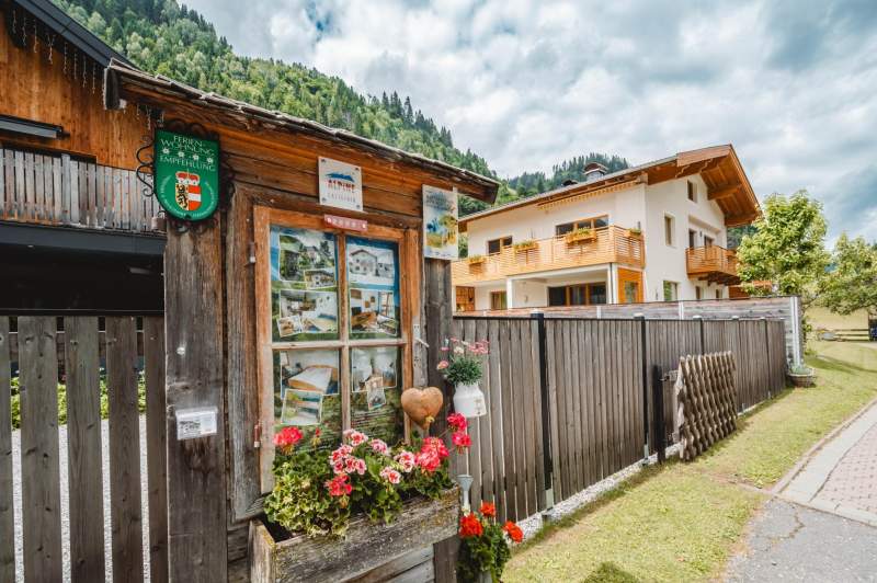 712fdc35-7f15-47cd-b66e-59562471efc9