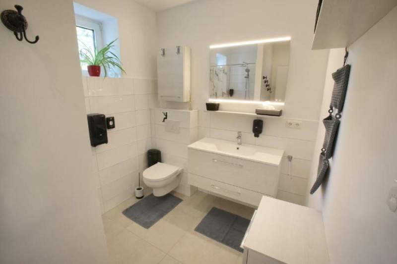 5fab62d2-c323-4e5f-9cfa-d2e95ad8533c