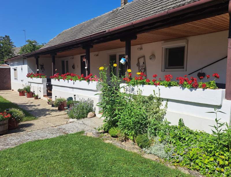 beed2690-cce1-4317-92f1-2b100ebe7087