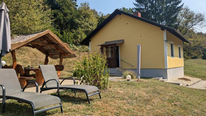 b57a5f16-8bd1-43d1-b090-fa3e57cd50ad