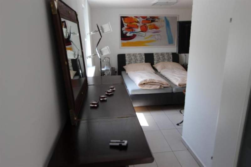 1c9b176e-4873-4a48-9262-de0794c546f1