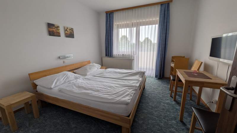 16a7e648-444a-4c67-8aad-b2a2085ced85