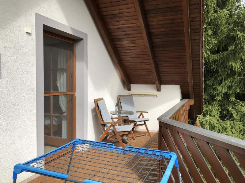 1e27f4c4-a2a3-4e9a-9b18-08f0d1ba0acf