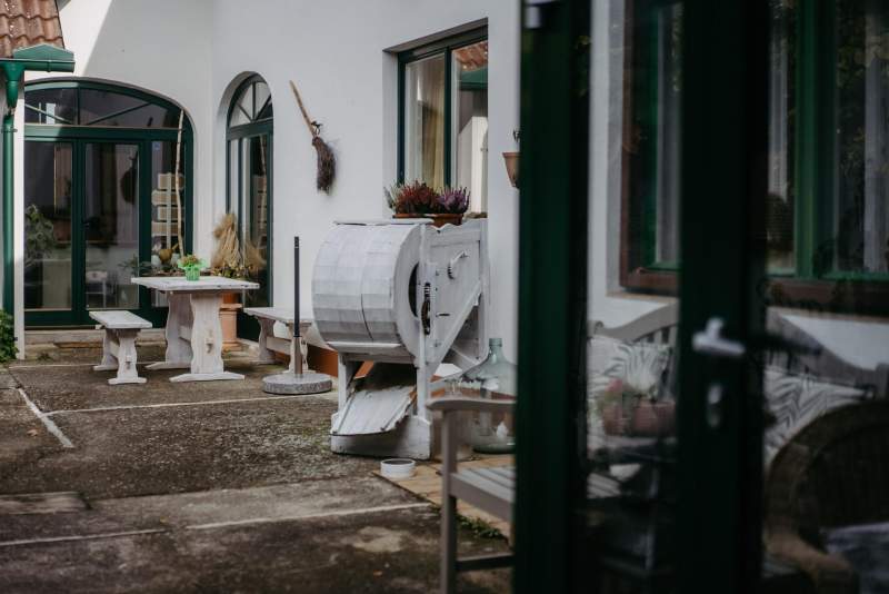 9bb78068-a71b-4ceb-a121-d7228312c01a