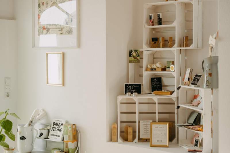 dff66e29-377a-4e96-b93c-fc18387c4df0