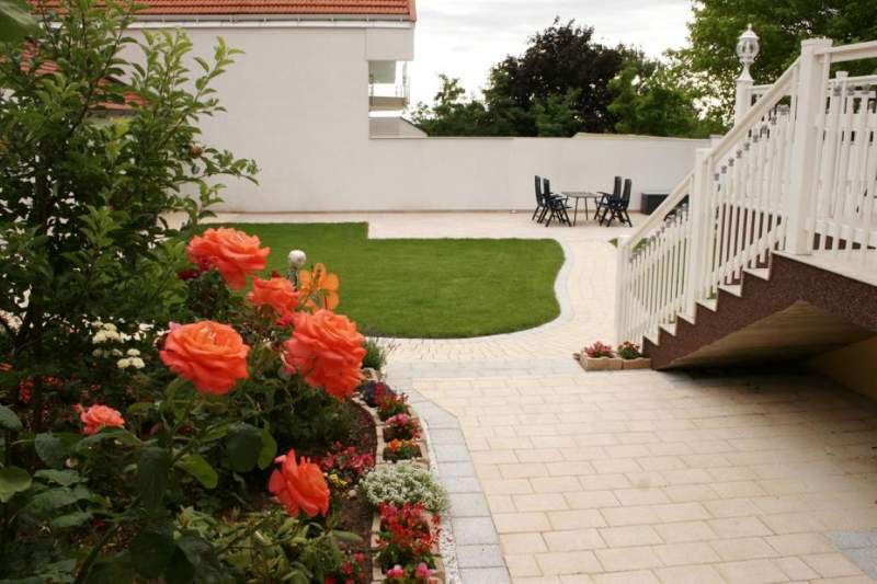 8f51f170-84fb-4414-9170-ff4994e3c878