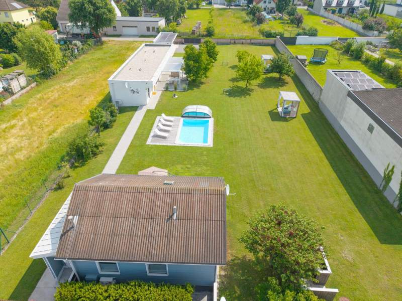 feeb1511-6058-41dc-a84e-27678ef9a576