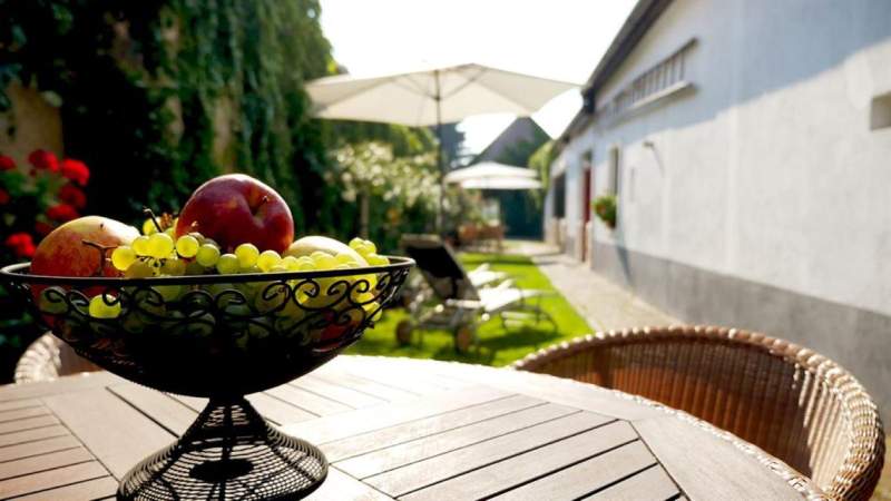 75d4e92a-d5b8-438d-9d50-b2c2f7ae80e4