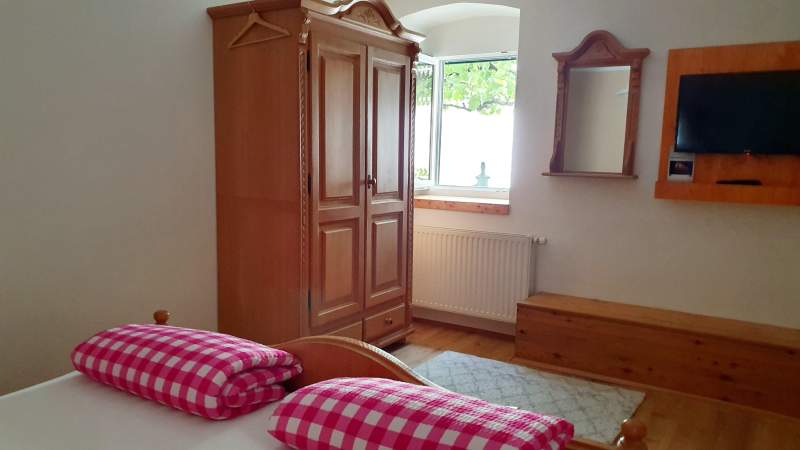 bf4998eb-715f-4eaa-85fe-64d7962865e8