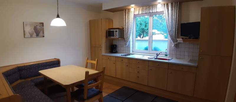 d73c06e4-dd59-4d94-94c7-25c409d080cf