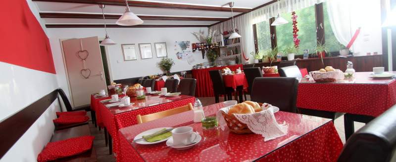 4d31c2f8-3f39-4ed3-8ecc-269b34734ba7