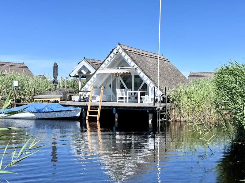 c64ddf27-1e13-4b0f-89b2-2032b4cb2033