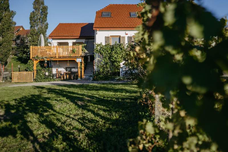 0f9cc7b2-05d2-4d54-8a7f-87984e063715