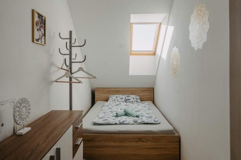 e0354586-0cec-4547-a702-4ea63a1469ce