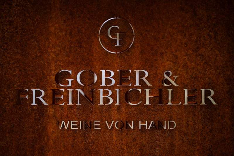 59a04213-96a0-41c4-bd4a-af8a4d94e8f3