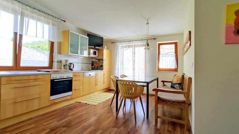 10ace669-fbc1-42e3-9b7e-de5593b24128