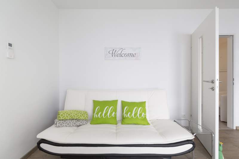 32d612b9-98e2-40cc-be95-65d94b364a80