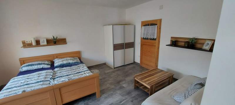 5febe995-df83-4fd3-9860-043948d258a6