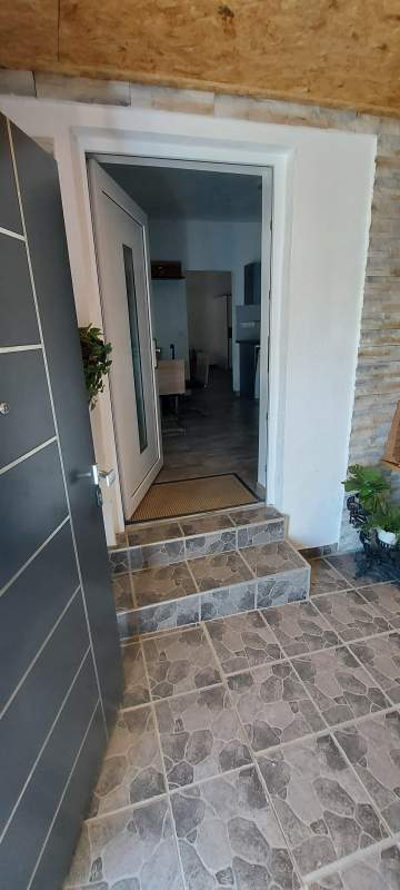 74f3a694-012c-4419-81e8-46da72fd1377