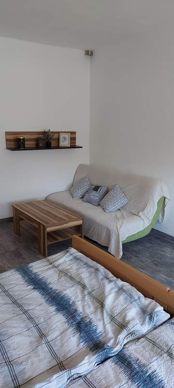 768a8b62-e4c1-43ea-b7bc-e686f7d7a54d