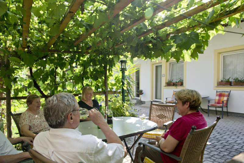 cd4e2704-bbf2-484b-a865-4880dbeb8712