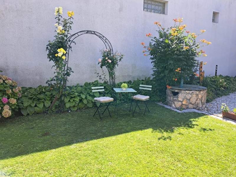 8d5f86c8-136a-454a-953e-af4084ced9ad